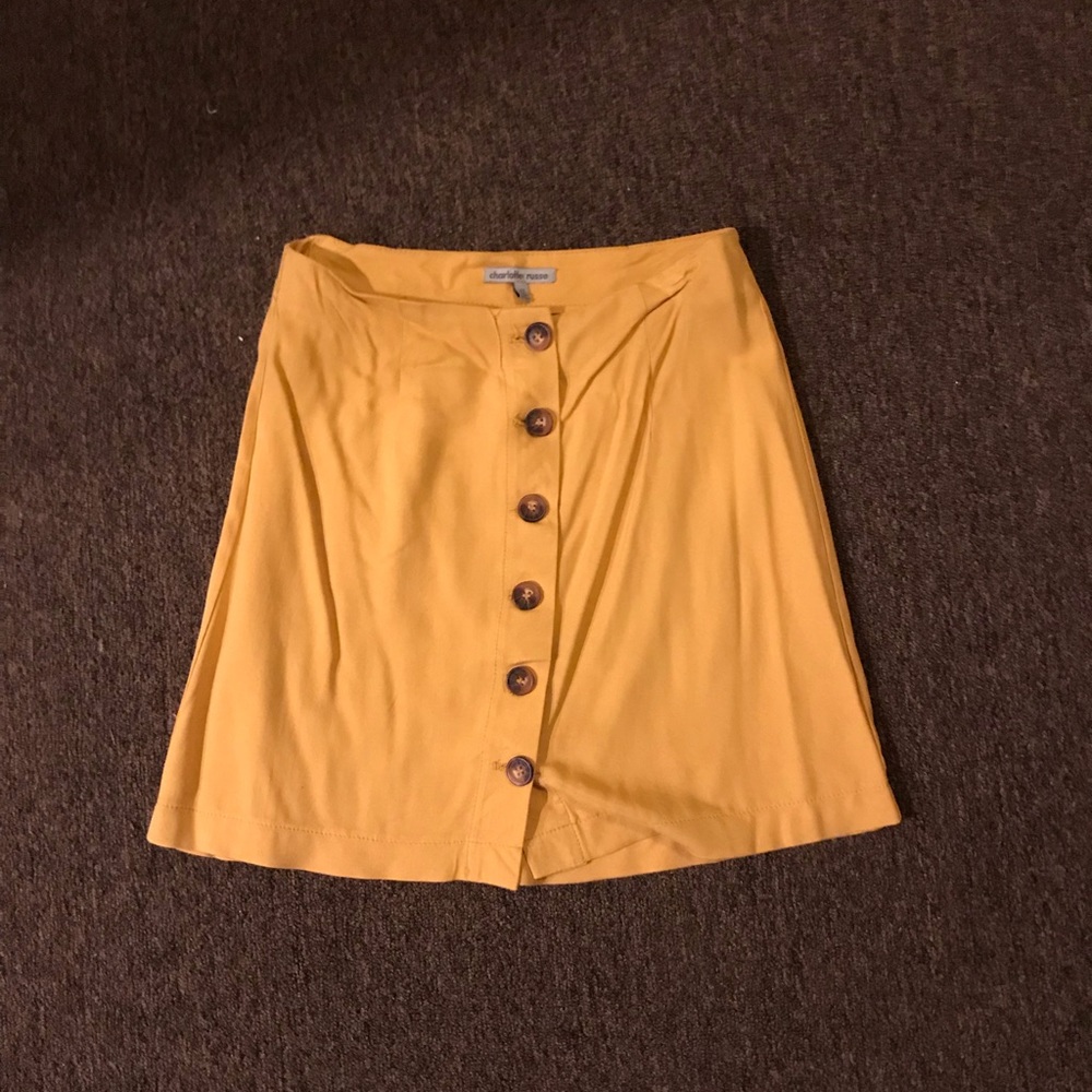 Button mustard skirt